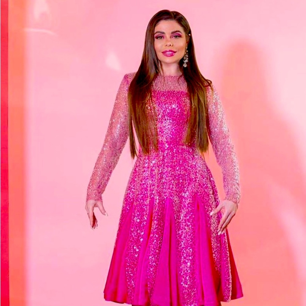 New with Tags beautiful beaded and sequins pink formal dress . Very elegant